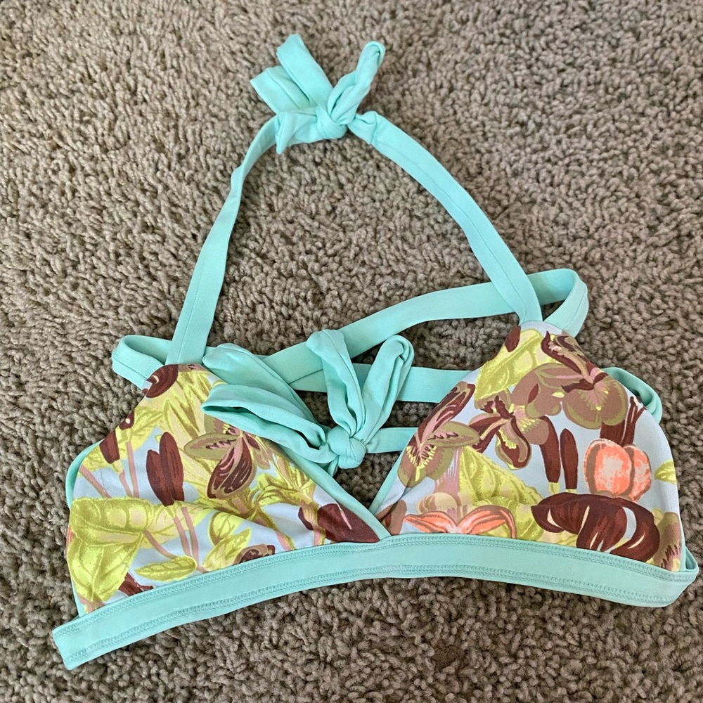 Maaji bikini top, size 6